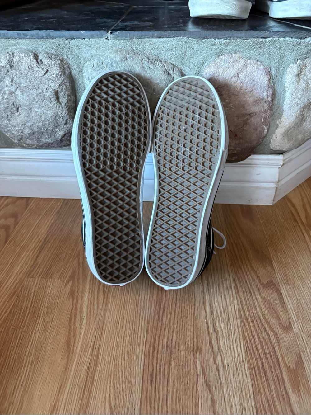 Vans Black and White Low-Top Skate Sneakers size 12 - Picture 6 of 8